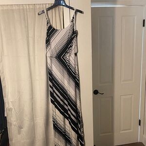 White House/black market maxi dress